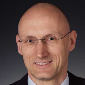 Dr. Nils CREMER